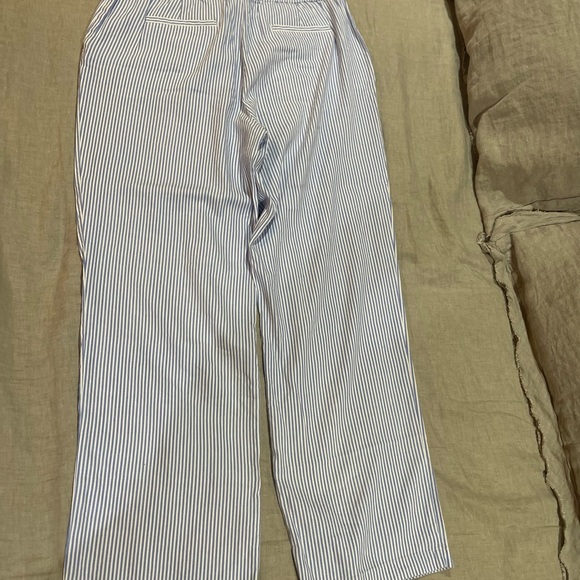 Magnolia Grace Stretch Linen Pull On Pants in Blue and White Stripes Size L - Picture 2 of 5